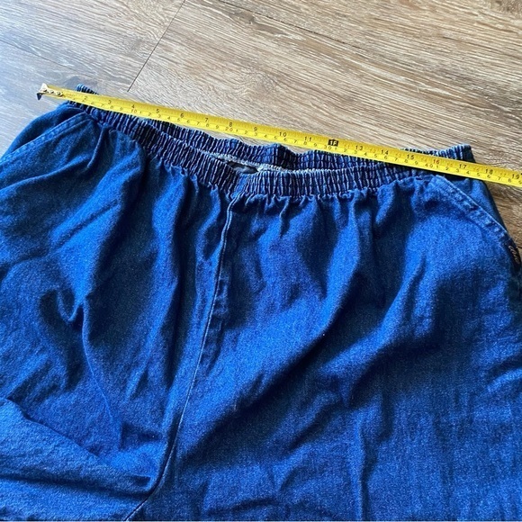 Chic Shorts Women’s Plus Size 24W Average Blue Stretch Pockets - Picture 5 of 10